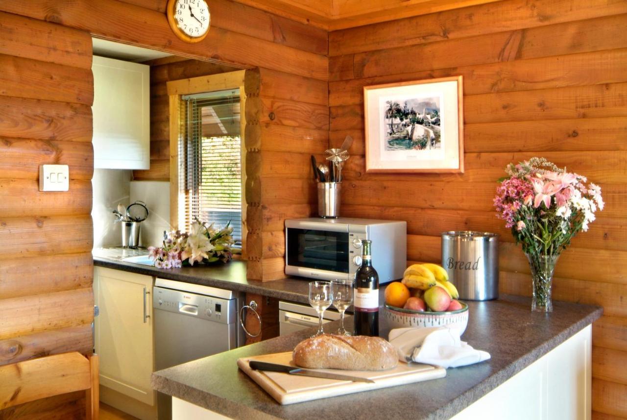 Thistle Lodges At Sandyhills Bay دالبيتي المظهر الخارجي الصورة
